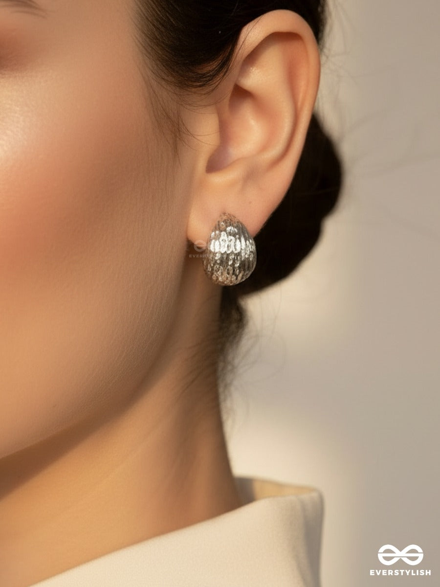 Frost Ripple - Hammered Metal Stud Earrings