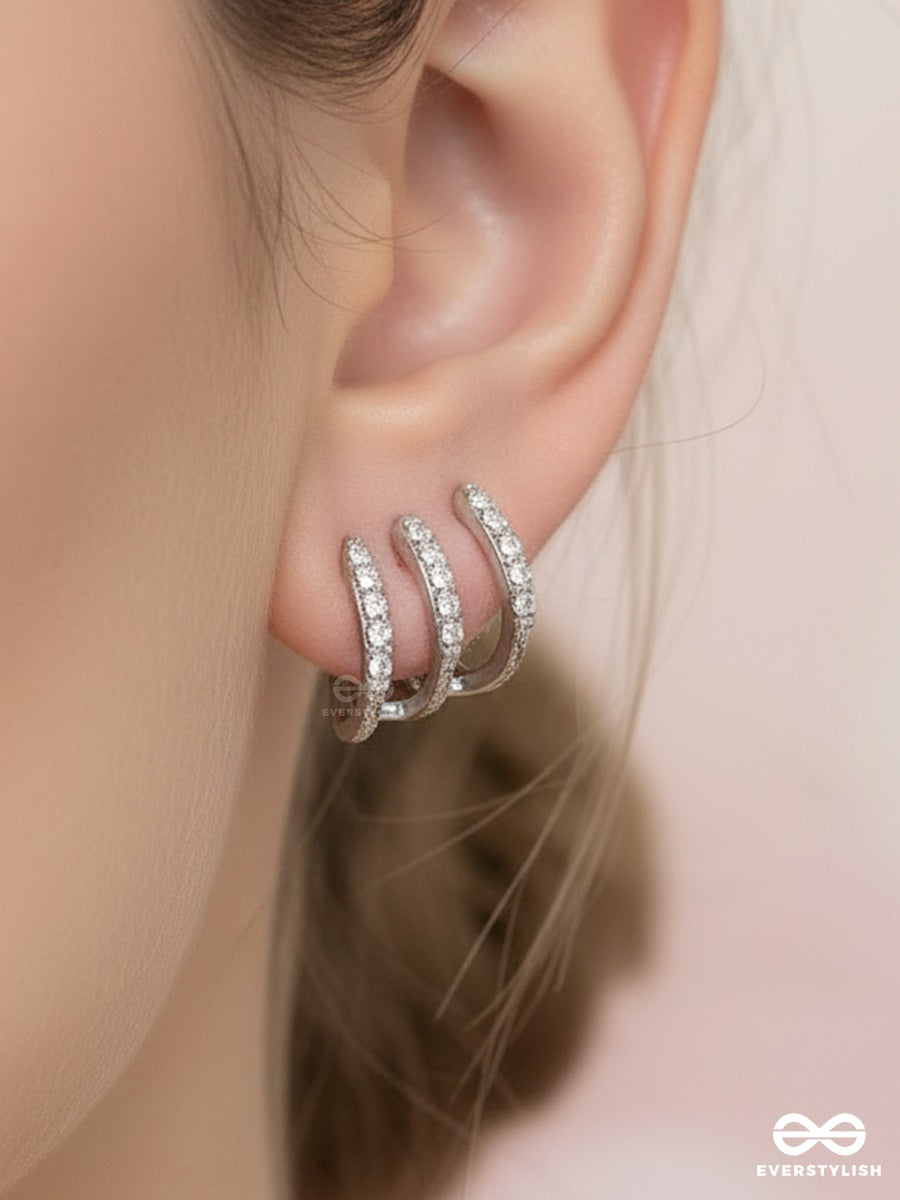 Tiara Trace - Minimal Crown Silver Stud Earrings
