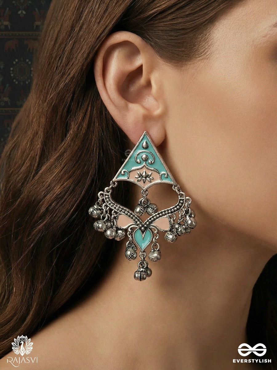 Saagar Latkan - Oxidised Earrings With Gem Motif And Drop Fringe