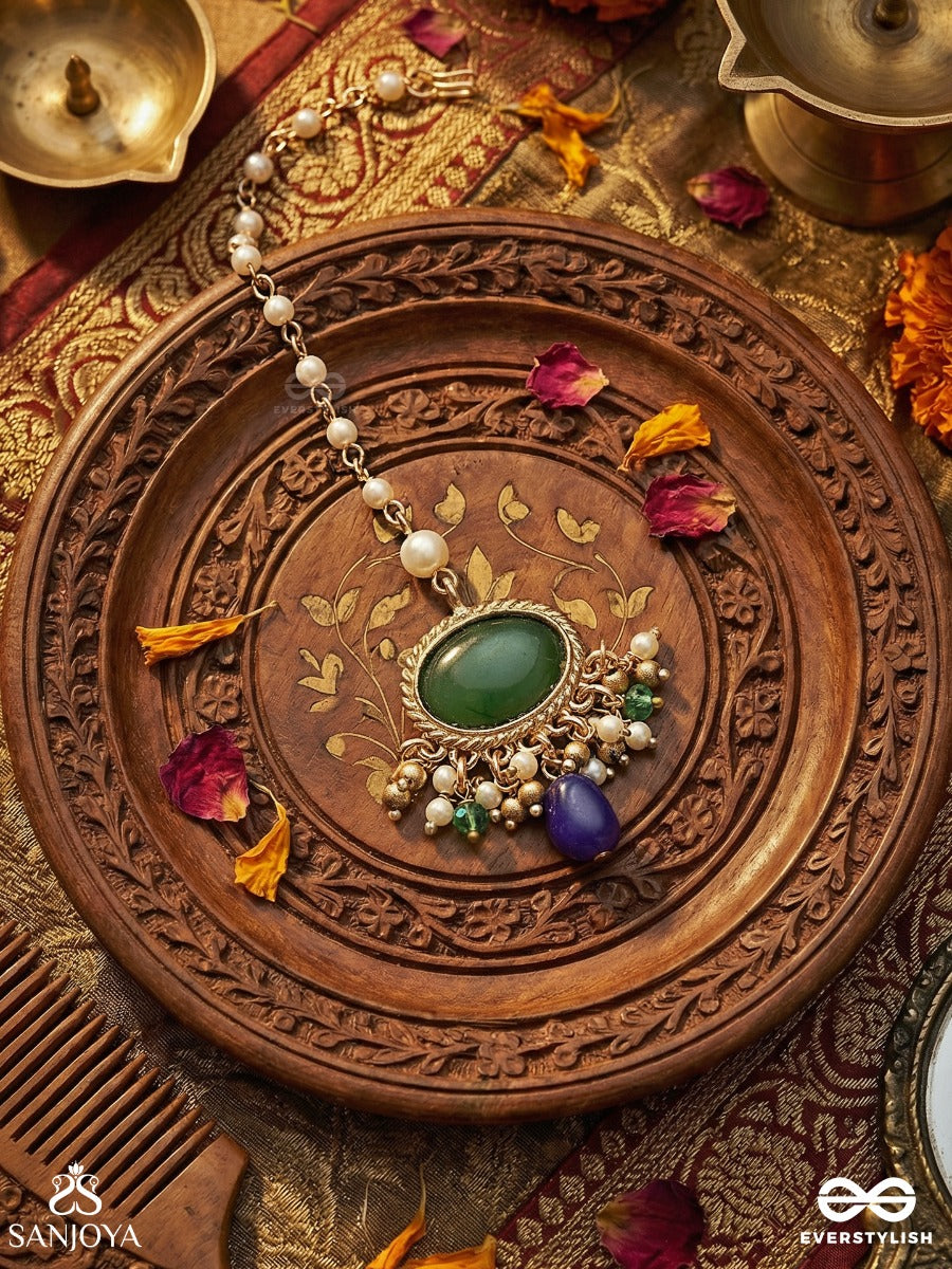 Neelketana - Emblem Of Blue - Delicate Maangtika With Gem Medallion And Dangling Blue Drop Detail