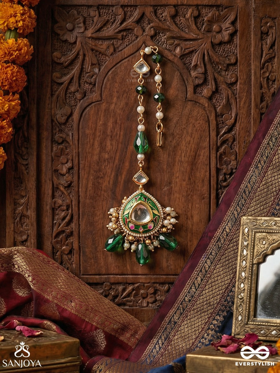 Vasuharini - Treasured Green - Elegant Maangtika With Ornamental Motif And Multi-Drop Details