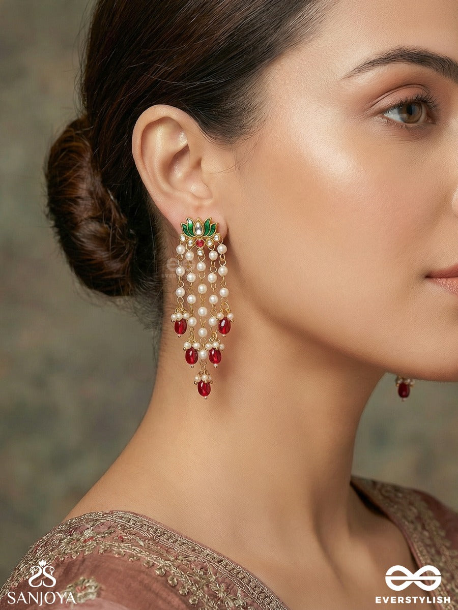 Ragamalini – Melodic Flow – Ornate Earrings With Gemmed Structure And Dangling Elements