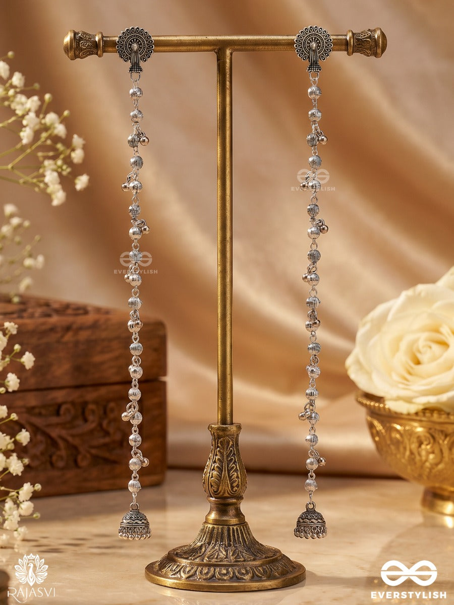 Kaanchi Resha – Long Drop Oxidised Kashmiri Earrings