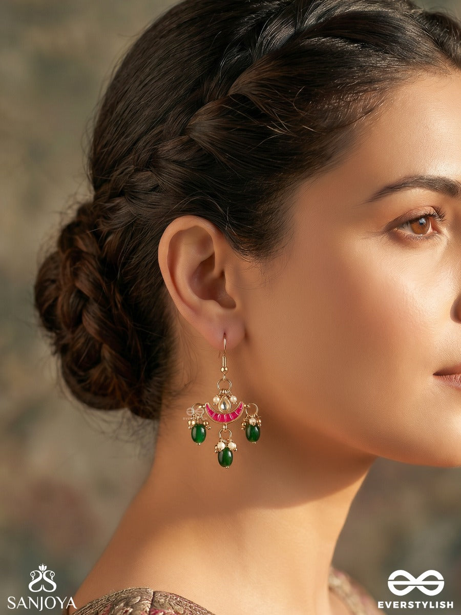 Nishigandha – Fragrance Of The Night – Elegant Earrings With Lunar Curves And Flowing Details
