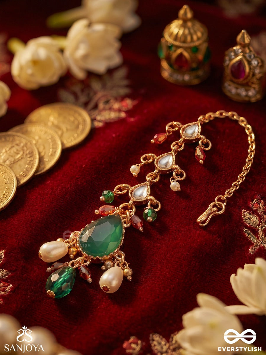 Quasira – Radiant Charm – Delicate Maangtika With Gemmed Motifs, Flowing Details And Dangling Stone Accents