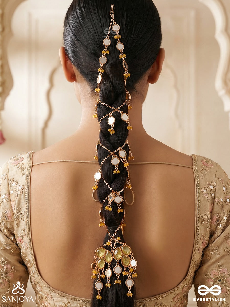 Zulfjhankaar – Melody Of Tresses – Ornate Braid Paranda With Flowing Chains, Mirror Details And Dangling Accents