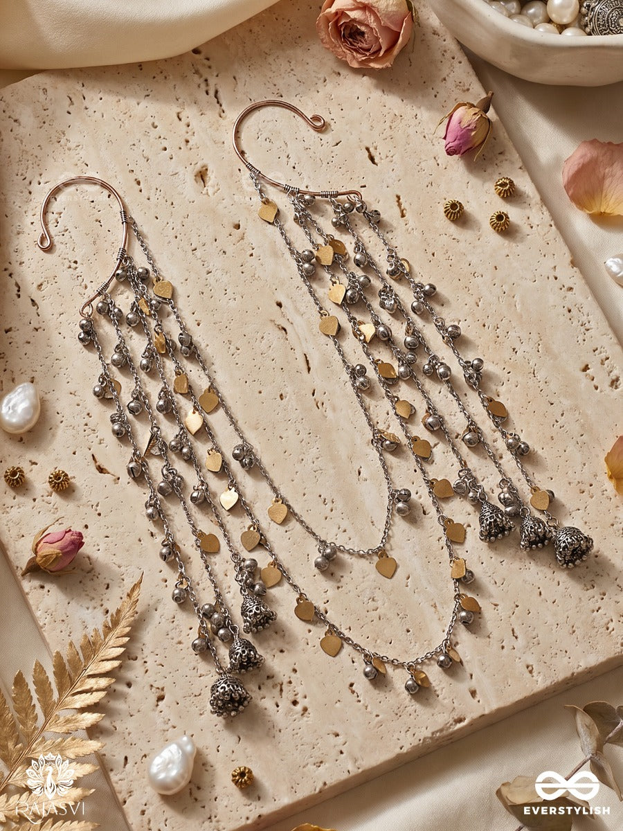 Zareen Kafchain – Oxidised Earcuff Hair Chain Accessory With Silver Charms