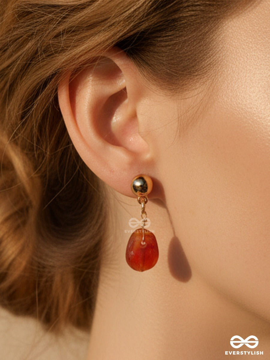 Sangria Gleam – Red Textured Stone Drop Earrings