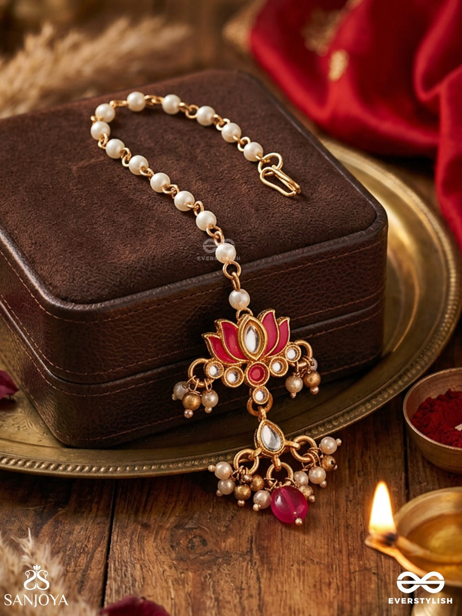 Kusumaira – Blossoming Charm – Delicate Maangtika With Floral Motif, Pink Center Detail, Pearl-Like Chainwork And Dainty Danglers