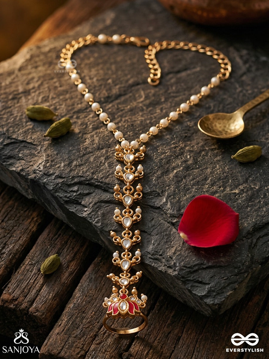 Sukeshini – Graceful Adornment – Ornate Hathphool With Gemmed Linear Motif, Fine Chainwork And Delicate Hand Drape
