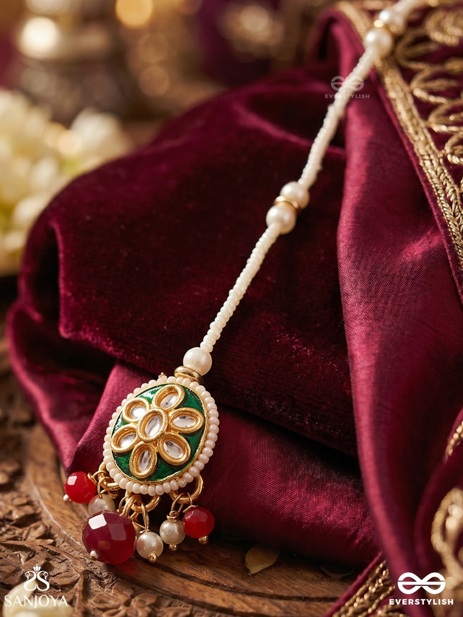 Tilahari – Verdant Forehead Adornment – Festive Maangtika With Round Floral Motif, Green Petal Design And Delicate Hanging Drop Details