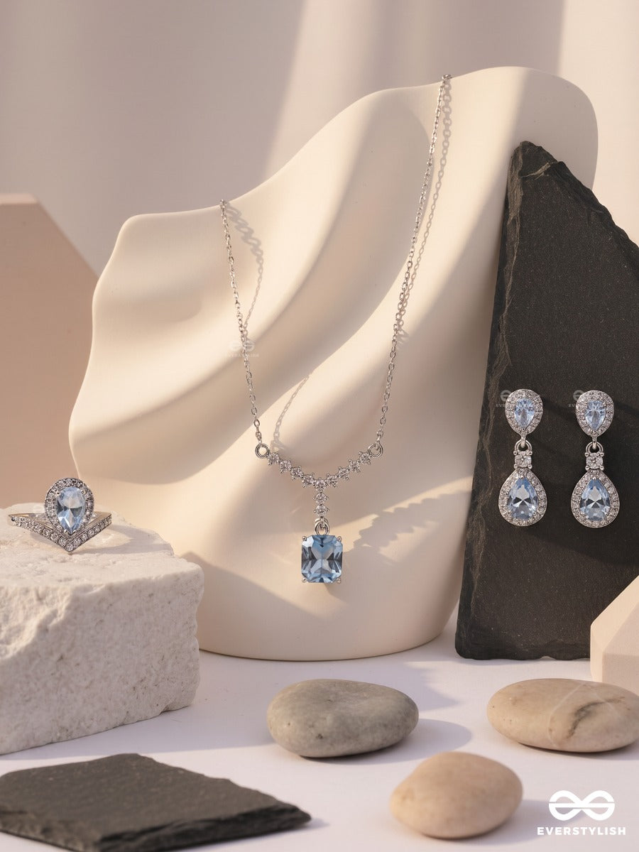 Icy Twinkle – Crystal Necklace, Ring & Earrings Set