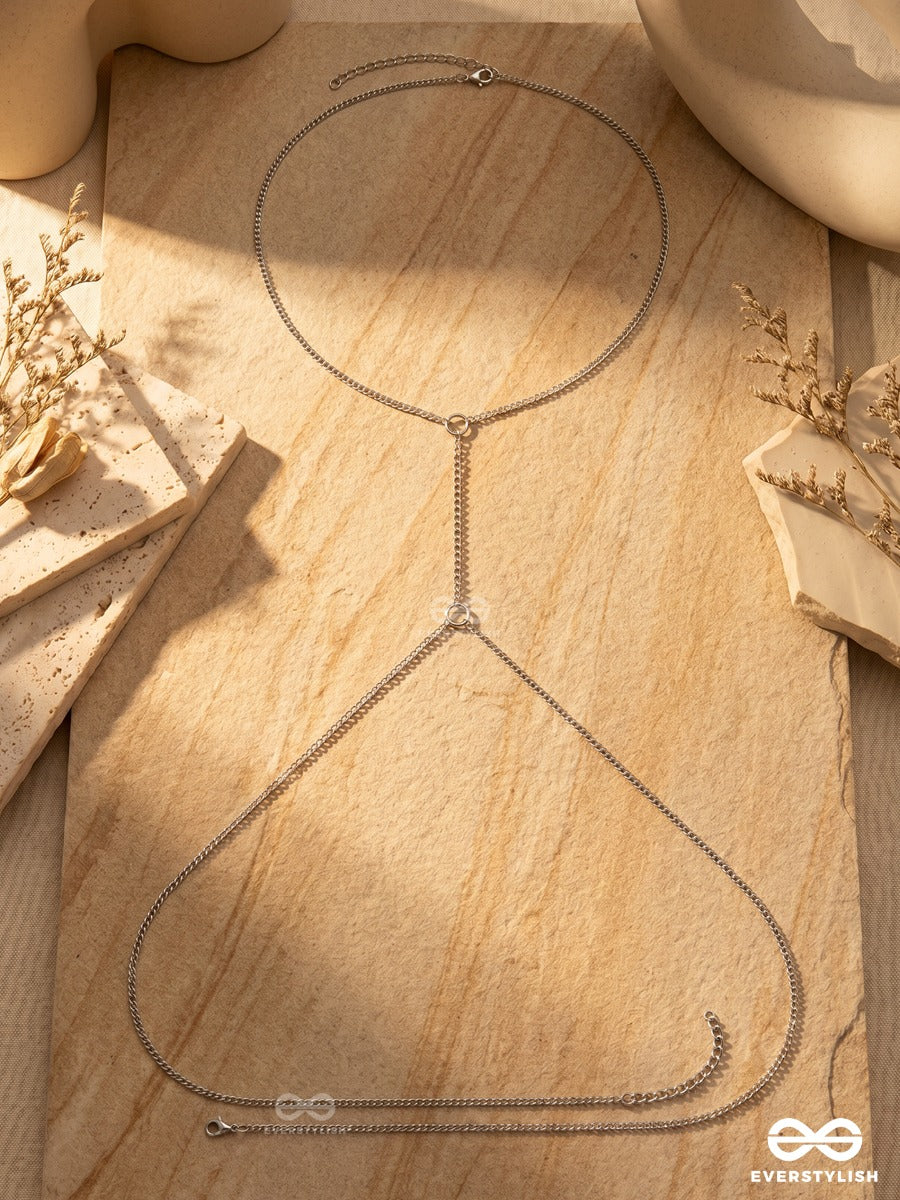 Gloss Code – Dainty Minimal Silver Body Chain