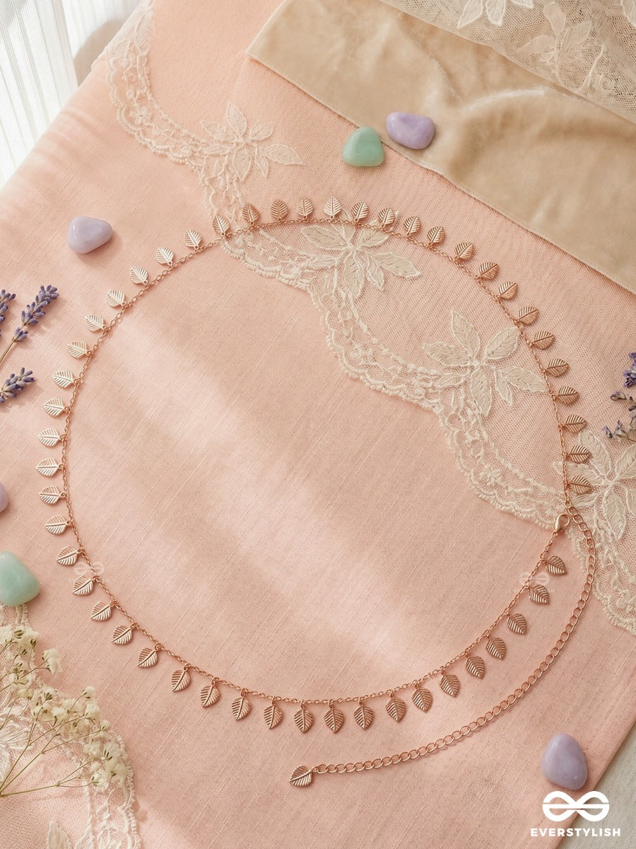 Heart Confetti – Minimal Heart Charm Waist Chain