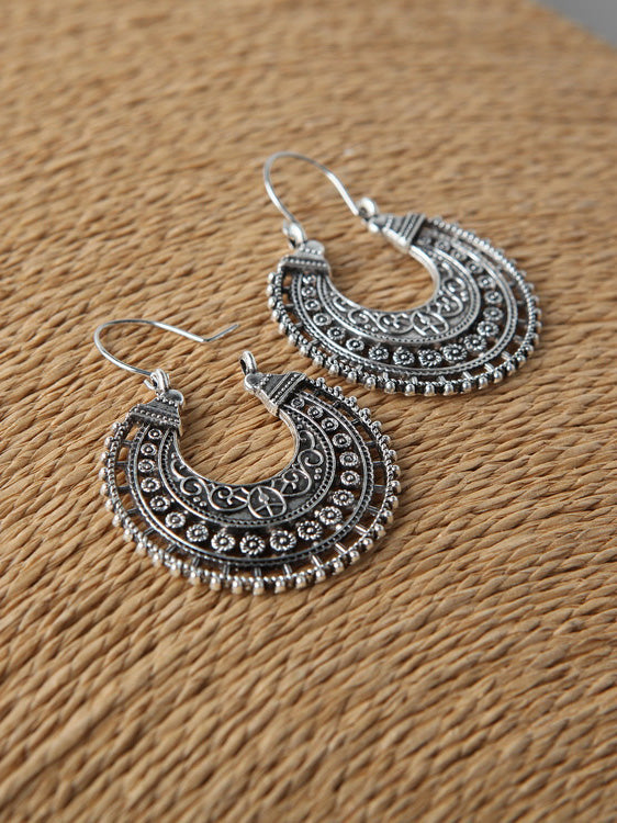 The Lady With A Class Traditional Motif Earrings