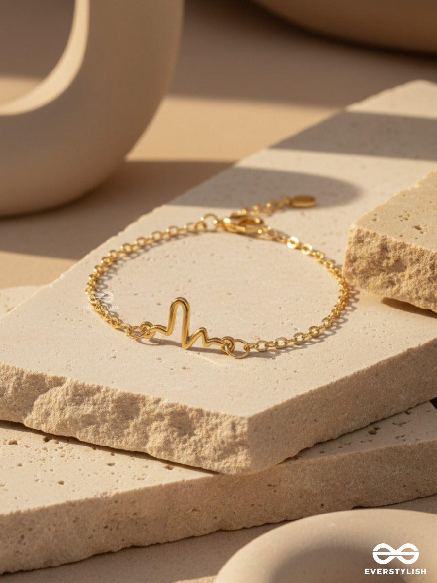 The Elegant Casual Heartbeat Bracelet- Golden