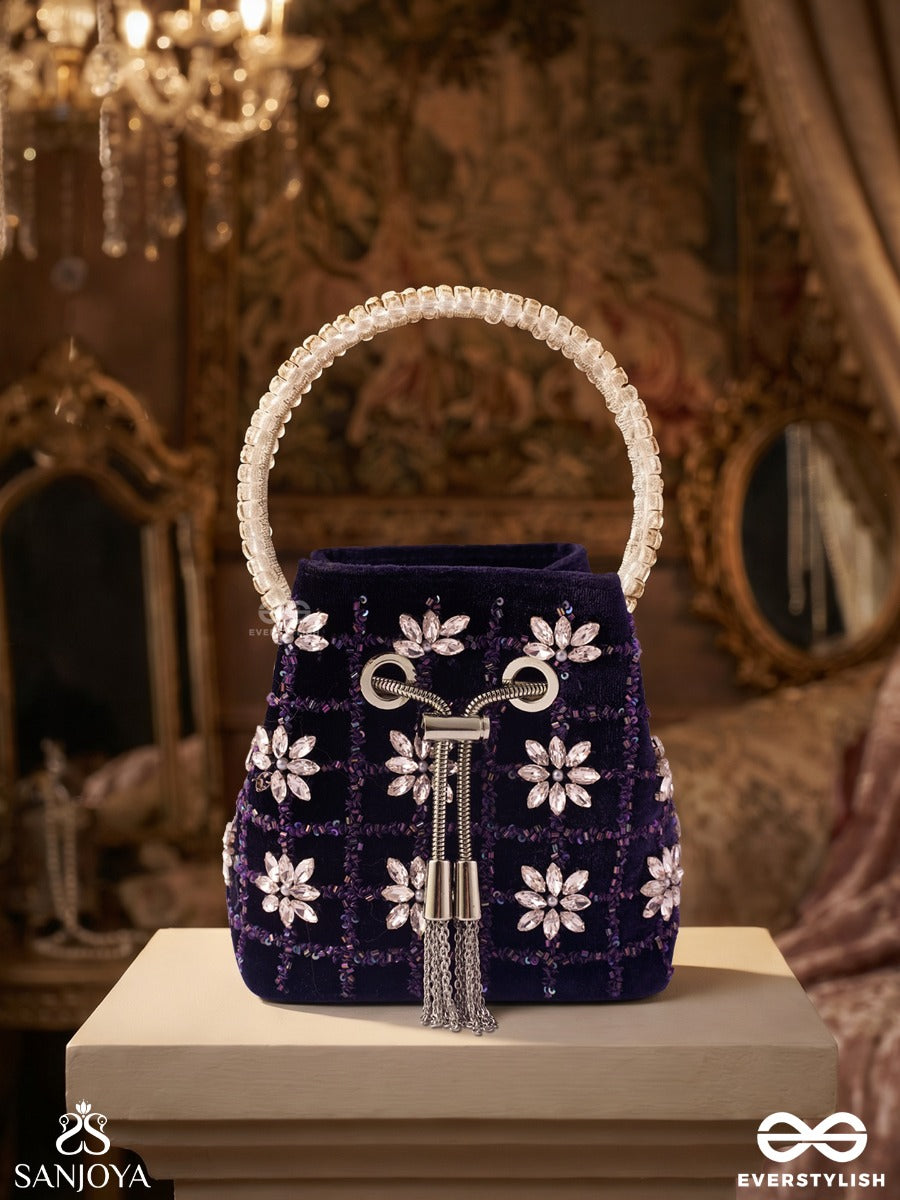 Zarqash – Bucket Intense Navy Velvet Bag With Stone Flower Detailing, Drawstring Fastening And Ornate Handle