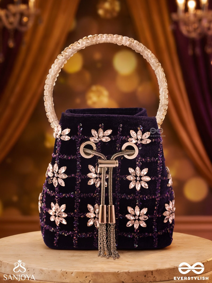 Zarqash – Bucket Intense Navy Velvet Bag With Stone Flower Detailing, Drawstring Fastening And Ornate Handle