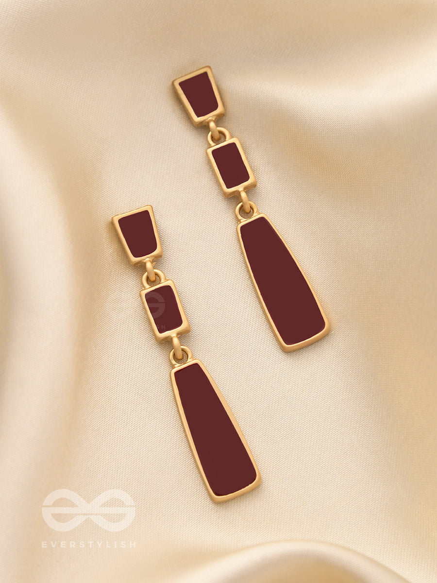 Woman Of The Night - Classy Evening Earrings