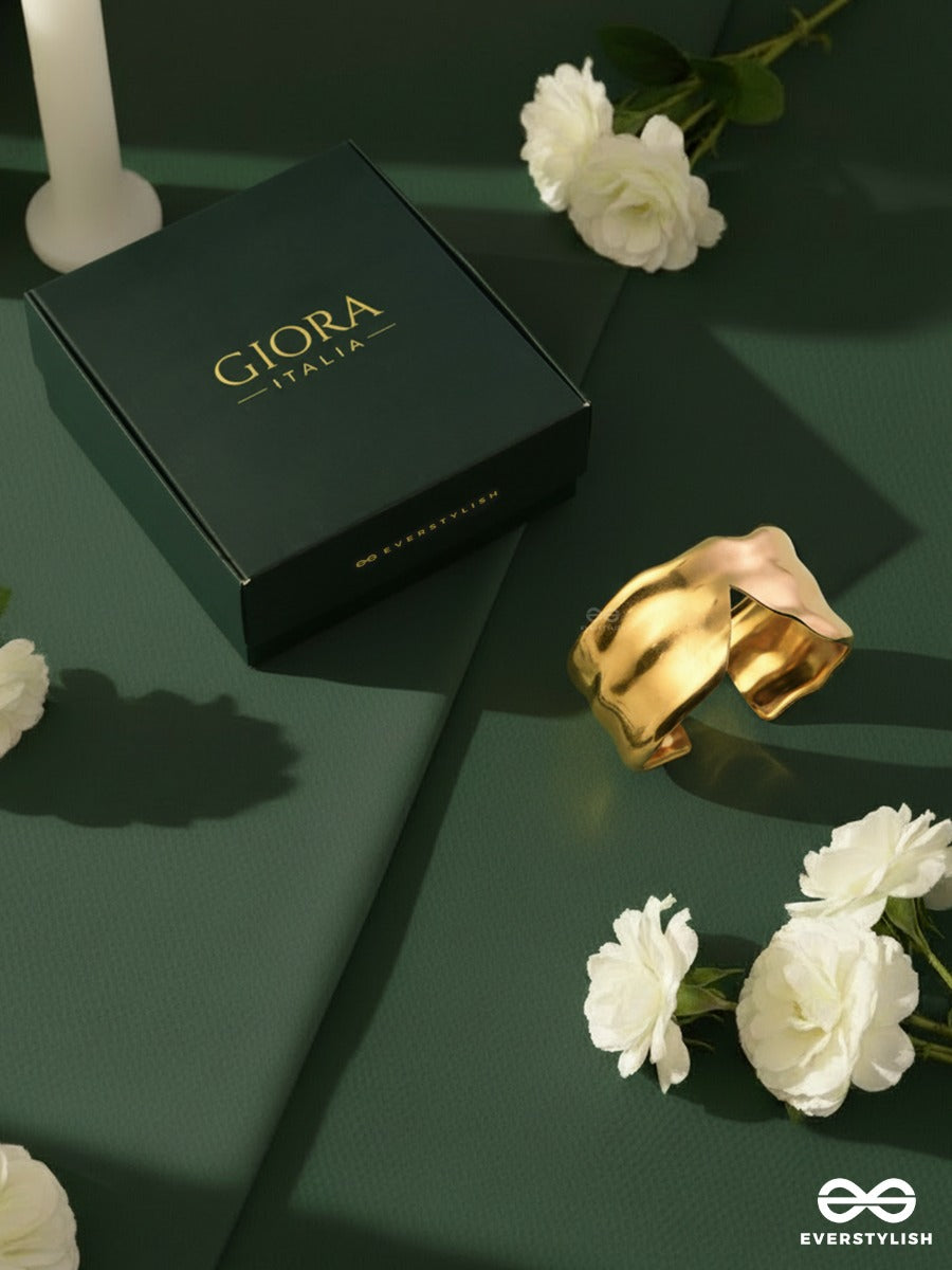 Giora Italia - The Gilded Wave –  Stainless Steel 18K Gold Plated Anti-Tarnish Statement Cuff Bracelet