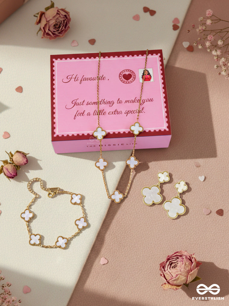 The Missie Life - Ivory Bloom – Stainless Steel 18K Gold Plated Clover Jewellery Set