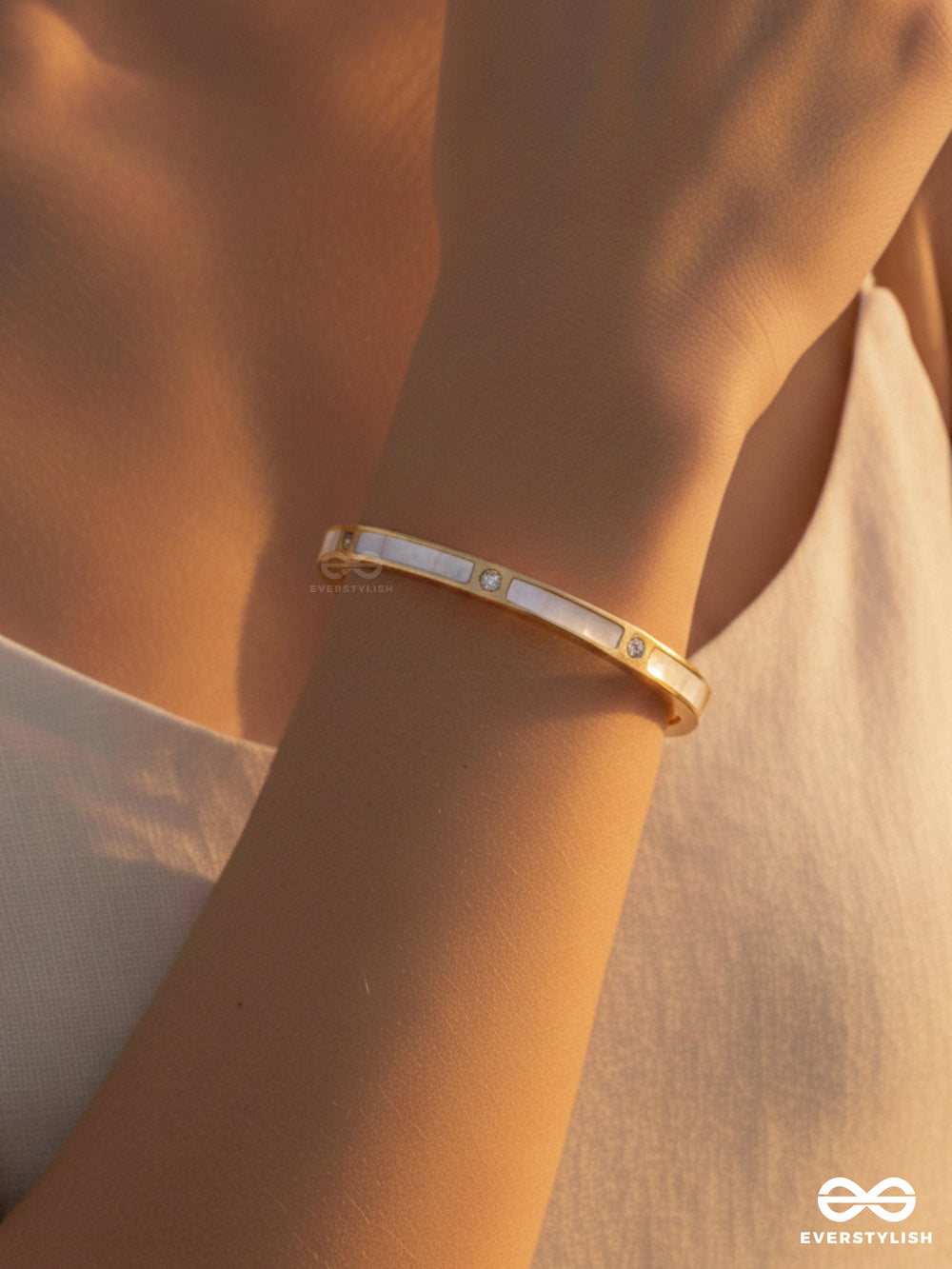 Giora Italia - Noéra –  Stainless Steel 18K Gold Plated Anti-Tarnish Modern Link Bracelet