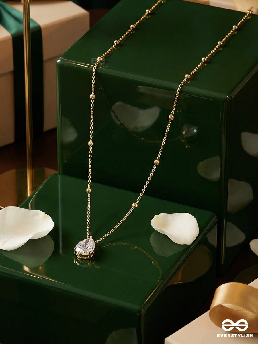 Giora Italia - Pearlét Fall – Stainless Steel 18K Gold Plated Anti-Tarnish Pear Cut Cubic Zirconia Stone Necklace