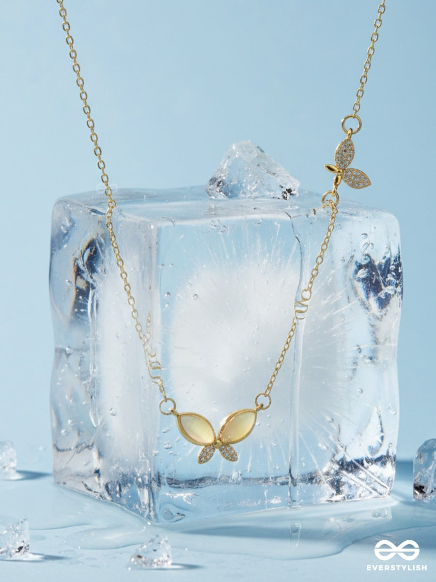Giora Italia - Winged Trace – Stainless Steel 18K Gold Plated Anti-Tarnish Minimal Butterfly Pendant Necklace
