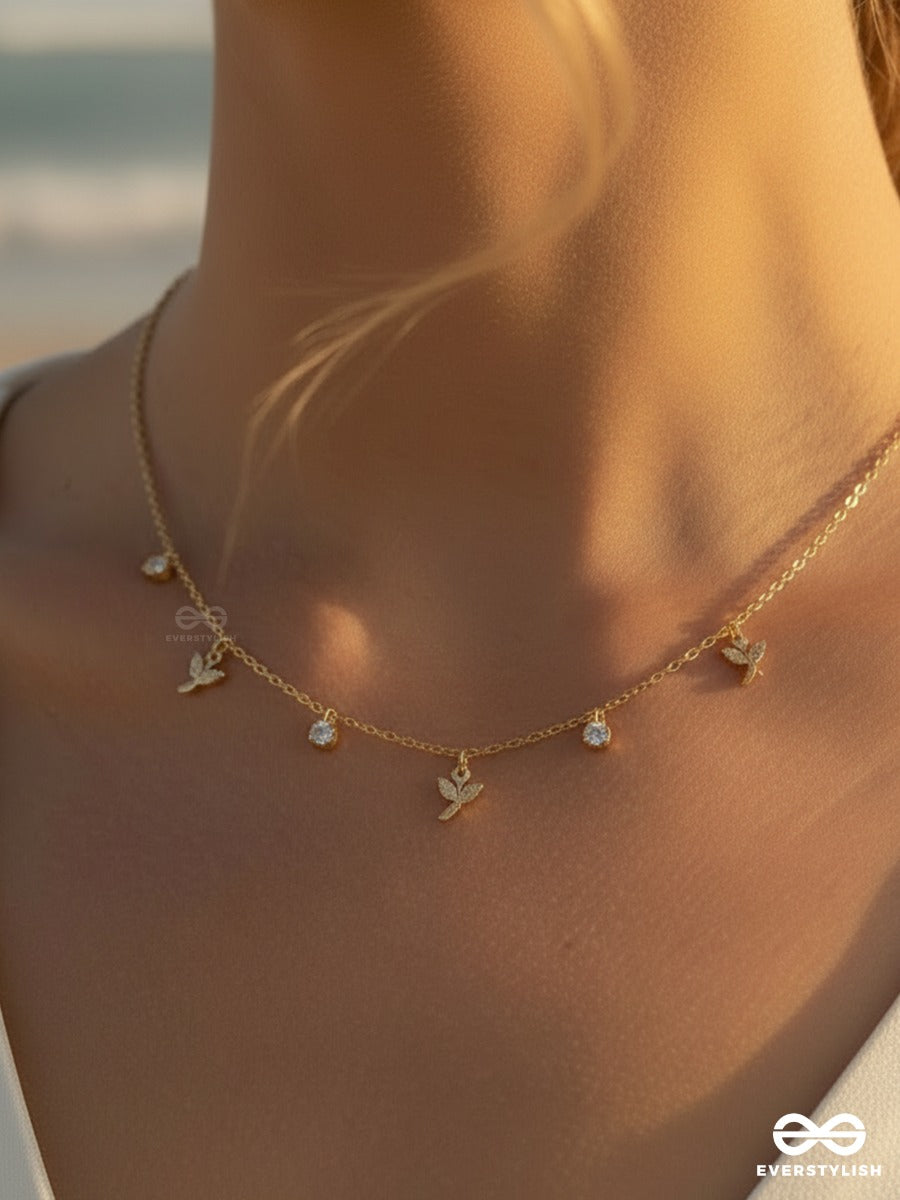 Giora Italia - Fleur Flicker – Stainless Steel 18K Gold Plated Anti-Tarnish Flower Charm Necklace