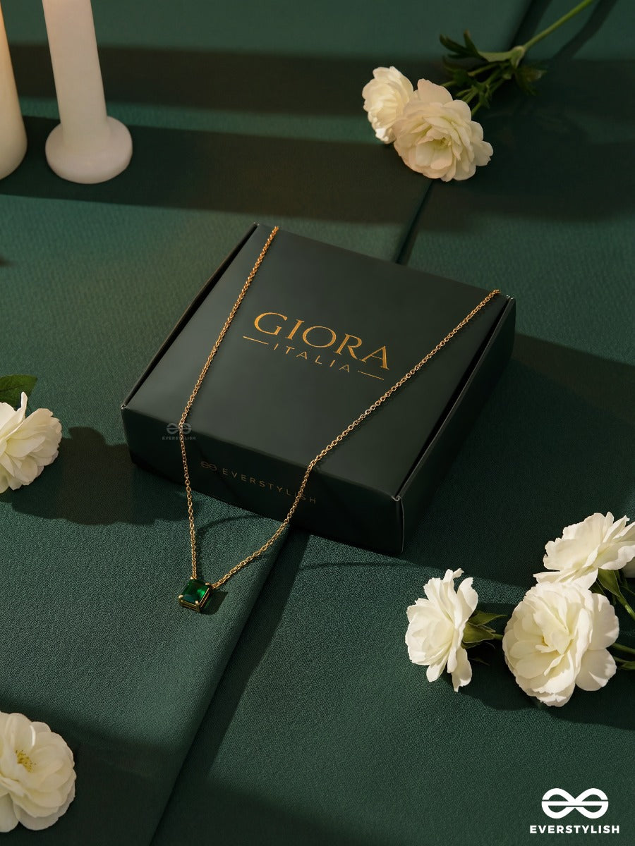 Giora Italia - Forest Signet – Stainless Steel 18K Gold Plated Anti-Tarnish Green Stone Pendant Necklace