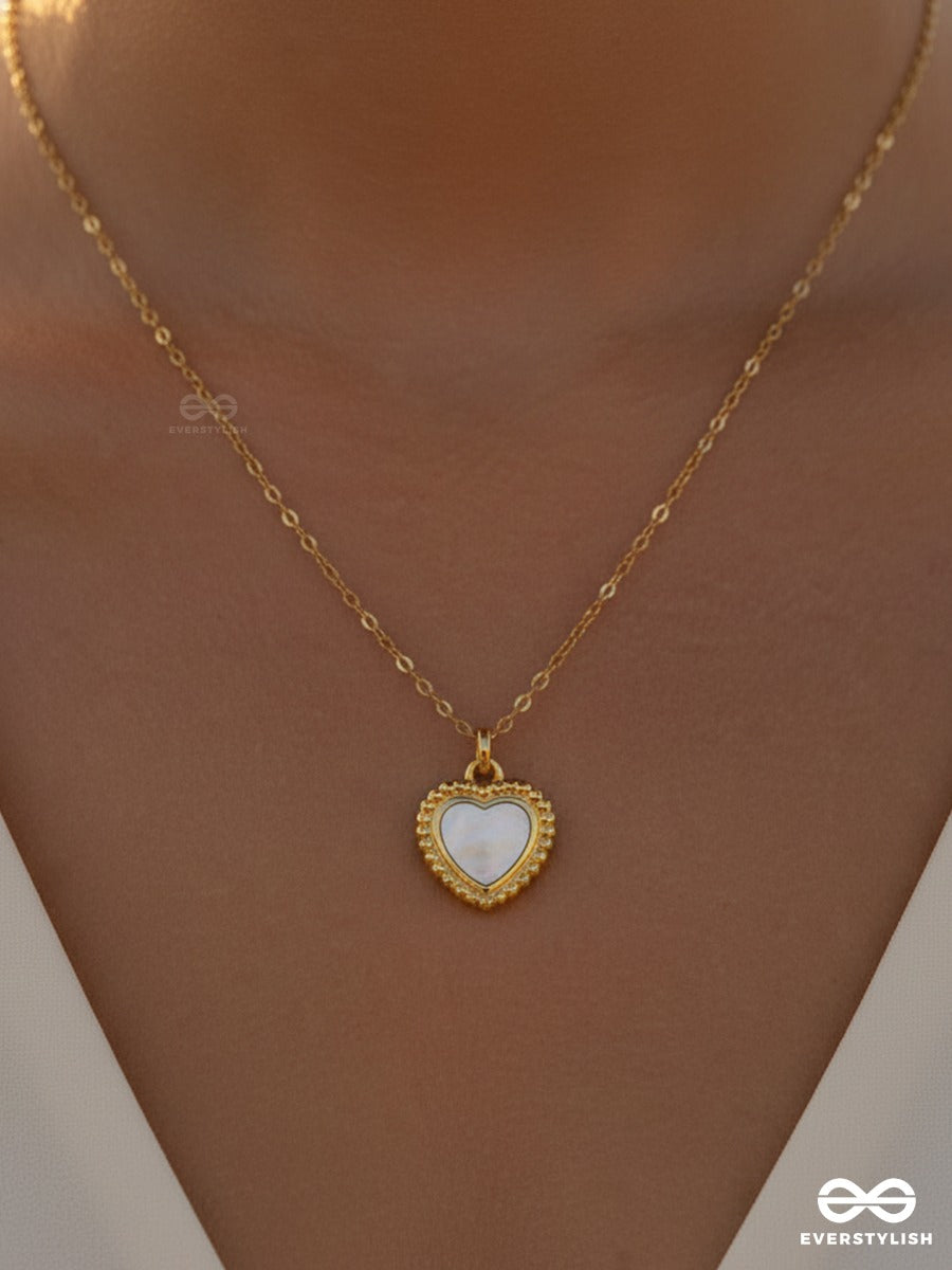 Giora Italia - Heart Emblem – Stainless Steel 18K Gold Plated Anti-Tarnish Heart Pendant Necklace