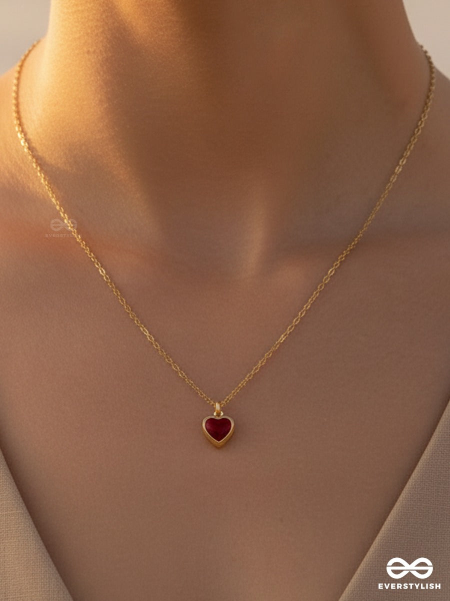 Giora Italia - Ruby Fleur – Stainless Steel 18K Gold Plated Anti-Tarnish Mini Heart Pendant Necklace