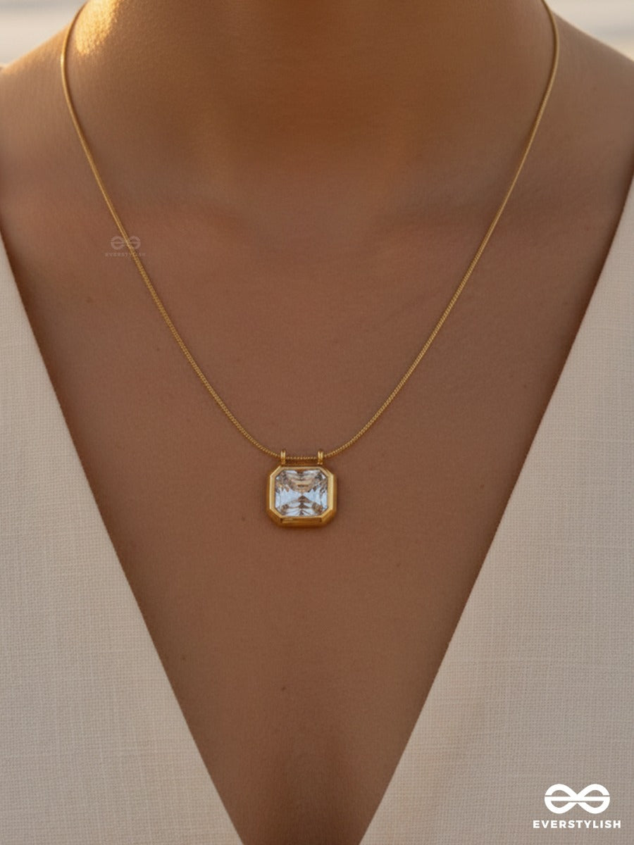 Giora Italia - Prisma Core – Stainless Steel 18K Gold Plated Anti-Tarnish Stone Pendant Necklace