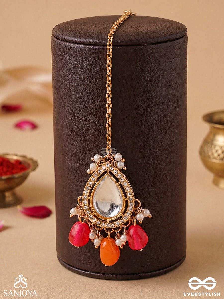 Ketaki – Screw Pine Blossom – Heritage Maangtika With Mirror Centre, Coral-Orange Bead Drops, Pearl Accents And Golden Filigree
