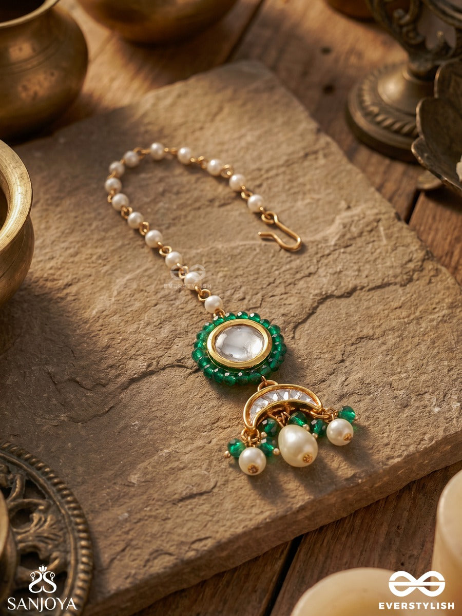 Bhavamrita – Divine Nectar – Heritage Maangtika With Mirror Kundan Centre, Emerald Enamel, Pearl Accents And Crescent Motifs