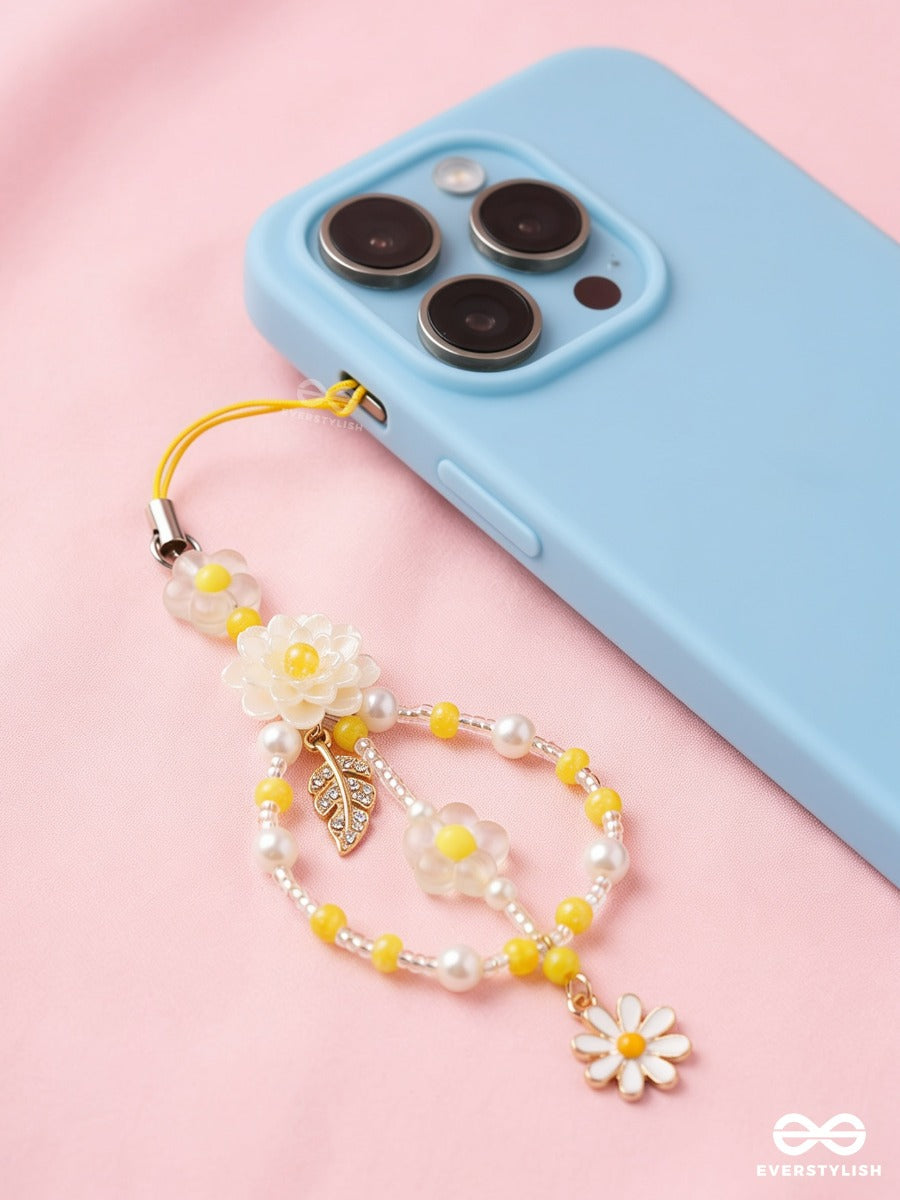 Sunshine Loop – Daisy Phone Charm With Pearl Details