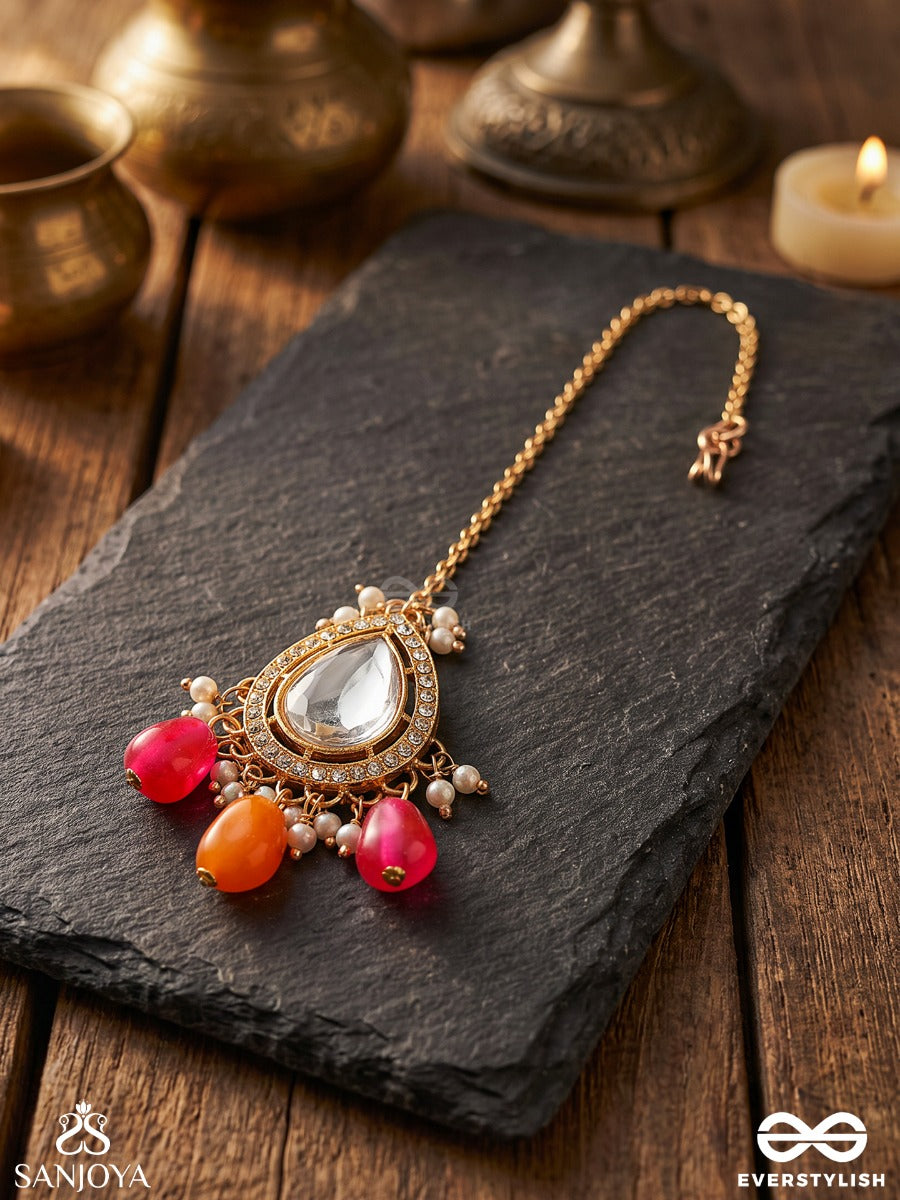 Ketaki – Screw Pine Blossom – Heritage Maangtika With Mirror Centre, Coral-Orange Bead Drops, Pearl Accents And Golden Filigree