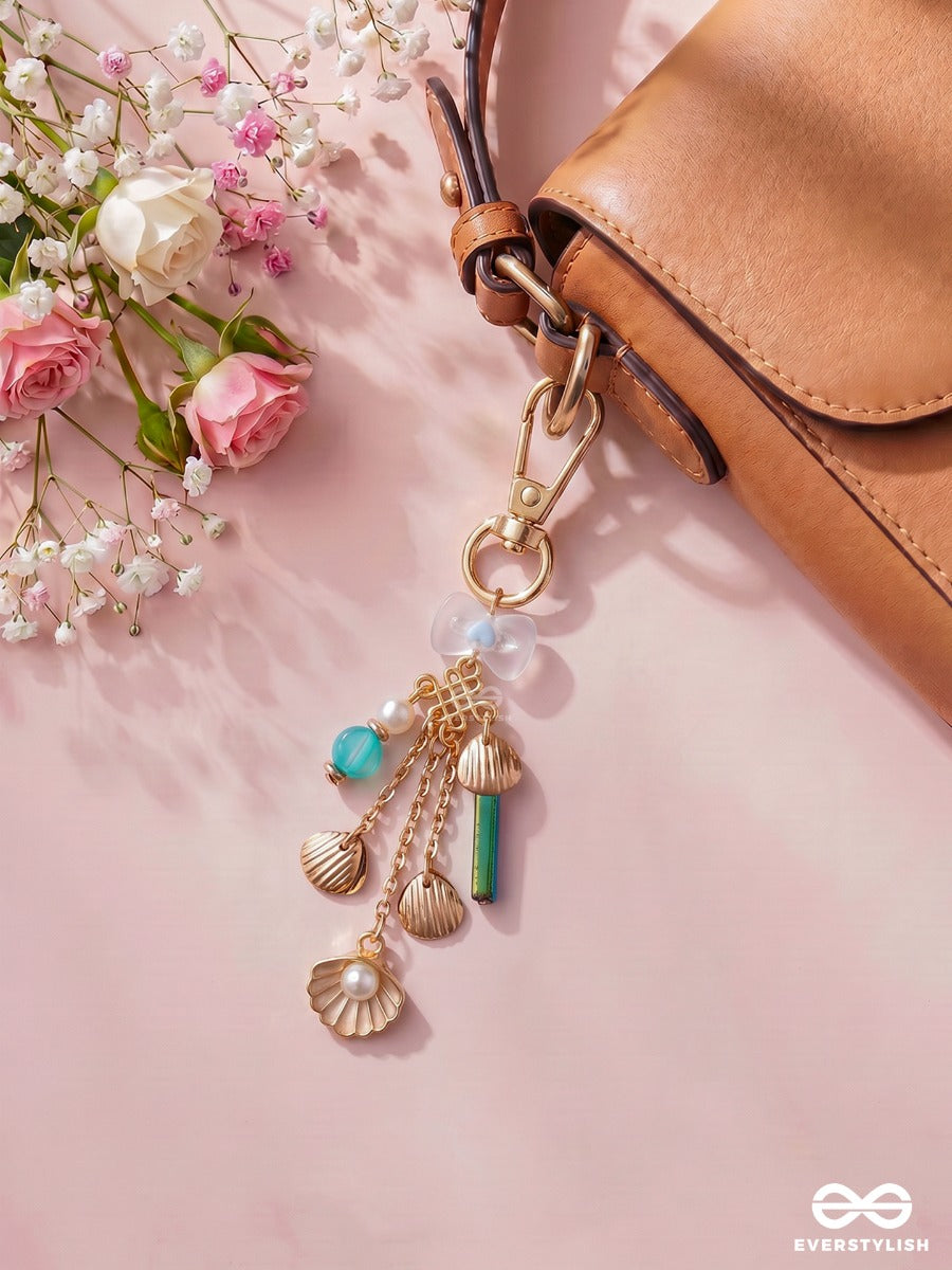Beach Bauble – Coastal Bag Charm With Shell Details And Pearl Accents