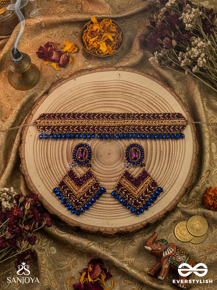 Aktaa - The Night Sky - Glass Beads And Lace Embroidered Set With Choker Neckpiece & Earrings
