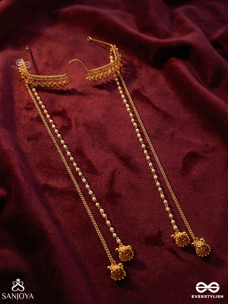 Sancharika – Graceful Wanderer – Elegant Face Let With Pearl Clusters, Layered Chains And Floral Accents