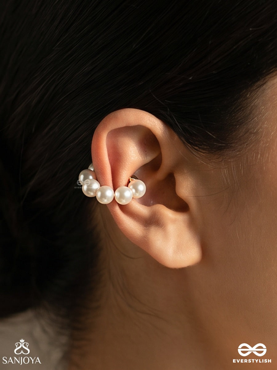 Motipankti – Row Of Pearls – Elegant Single Earcuff With Round Pearl Accents, Open Gold-Tone Hoop Form And A Soft Classic Finish