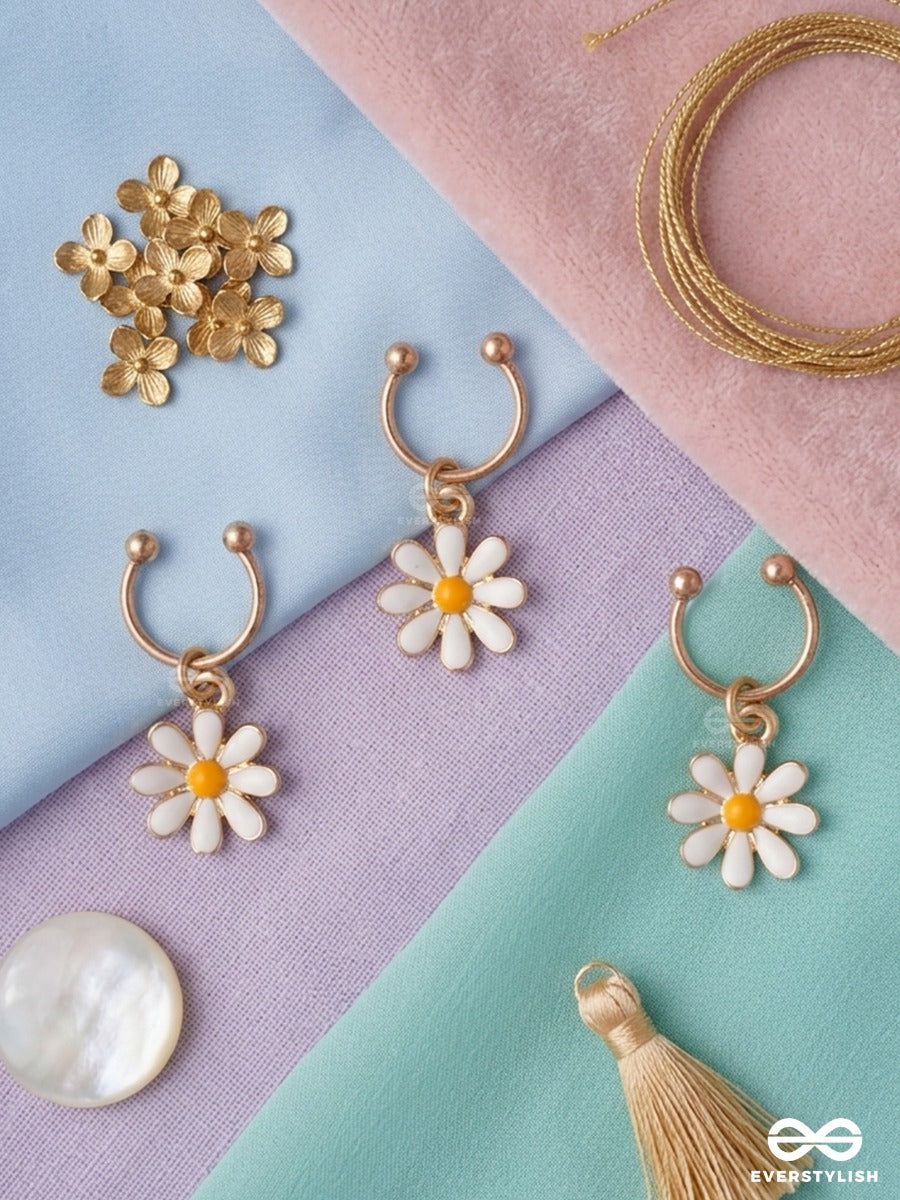 Sunkiss – Gold-Tone Daisy Hair Accessory Set Of 3 With White Enamel Charms