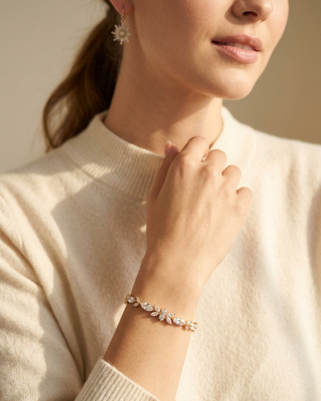 Honey Kissed - Dainty Golden-Tone Bracelet With Crystals