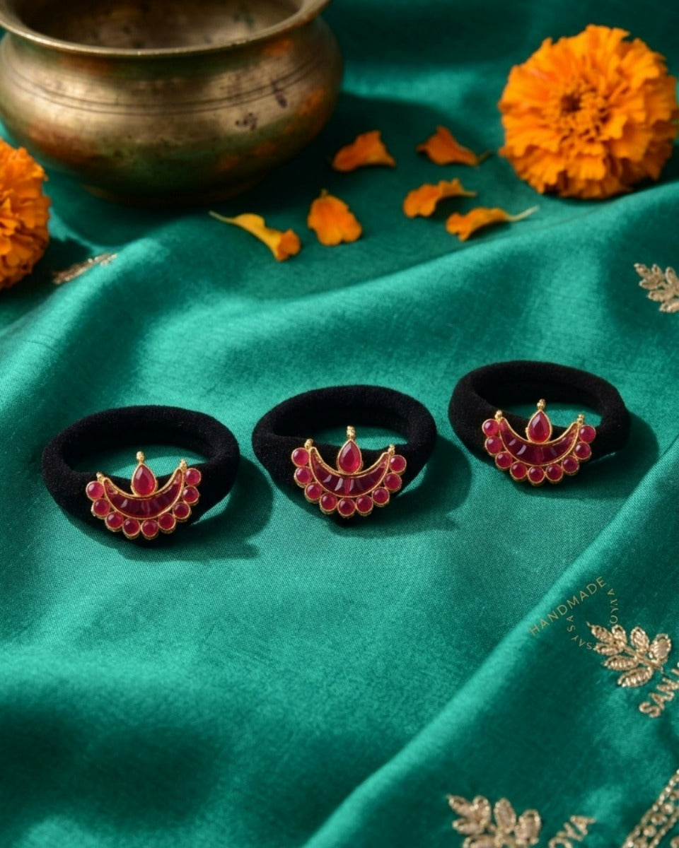 Shonali - Crimson Glow - Pack Of 3 Hair Accessories With Ornate Crescent Motifs, Pink-Red Enamel And Golden Details