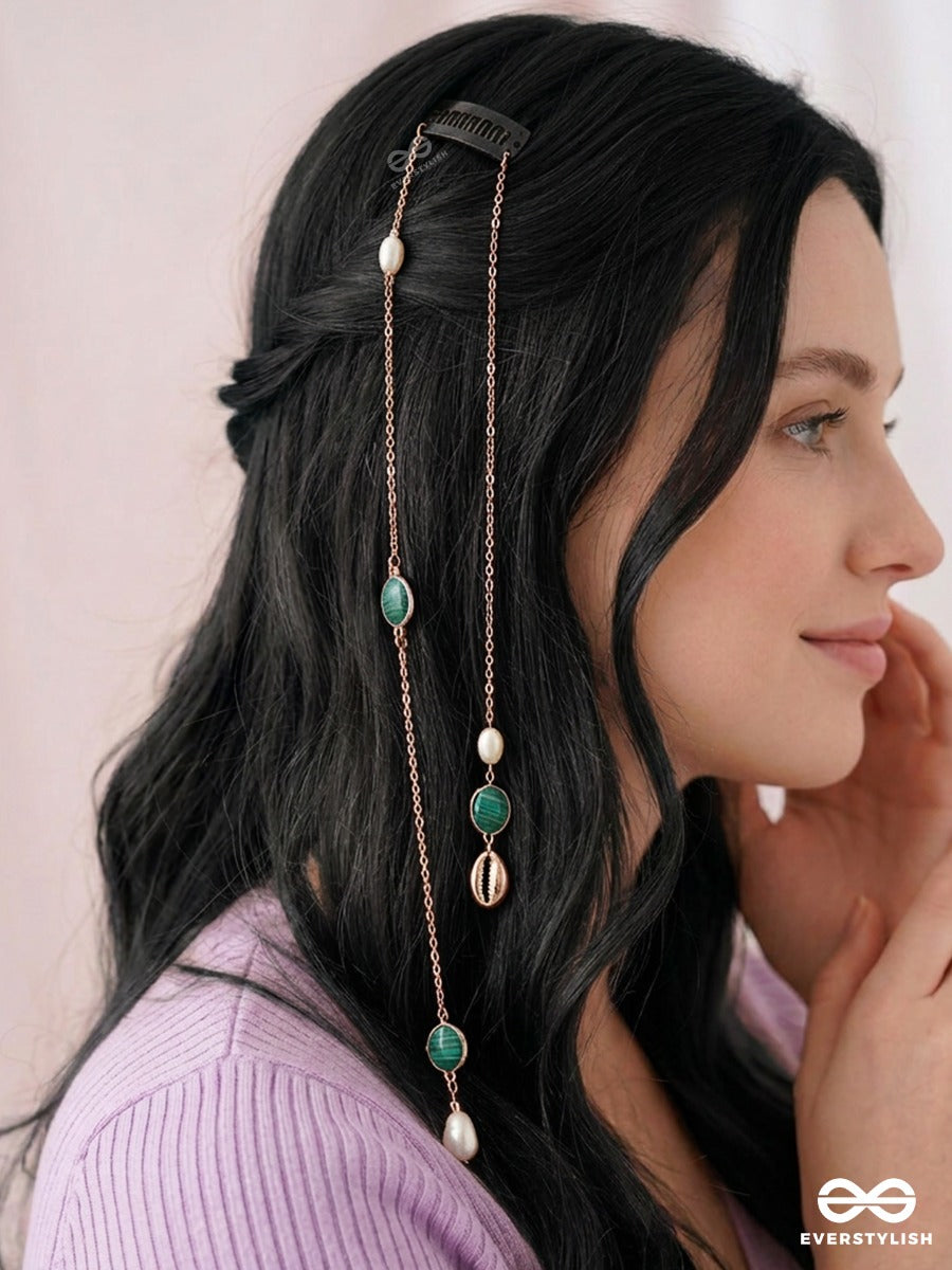 Emerald Drape – Double-Chain Hair Clip With Green Stones, Baroque Pearls And Gold Chain