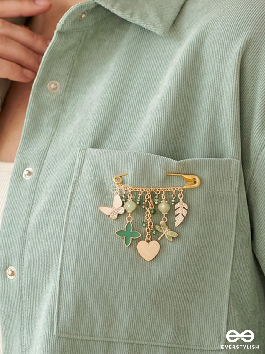 Emerald Whimsy – Gold-Tone Brooch Pin With Green Clover, Pearl Heart And Butterfly Charms