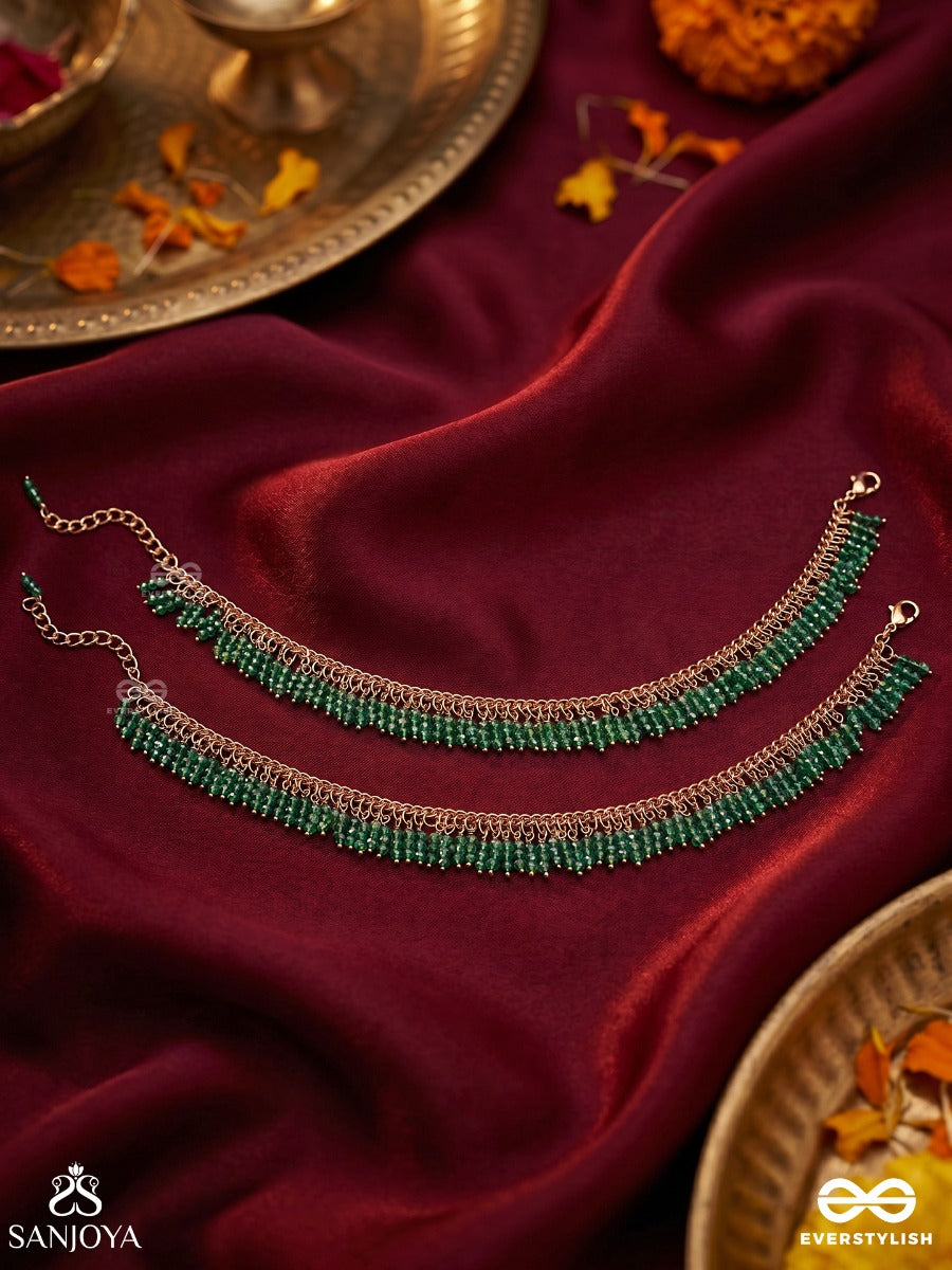 Vanaraji – Forest Of Greenery – Elegant Pajeb Set Of 2 With Emerald Beadwork, Golden Chain Detailing And Delicate Finish