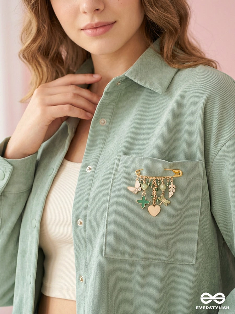 Emerald Whimsy – Gold-Tone Brooch Pin With Green Clover, Pearl Heart And Butterfly Charms