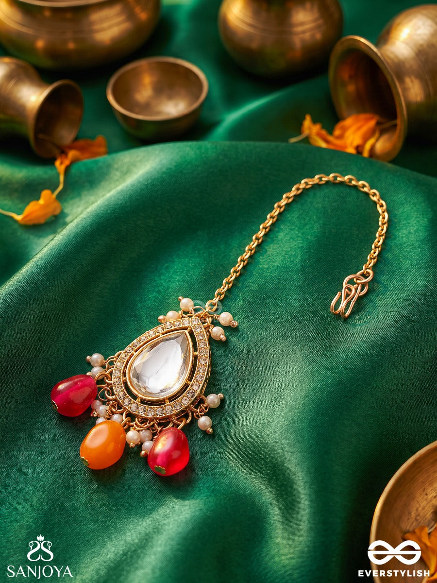 Ketaki – Screw Pine Blossom – Heritage Maangtika With Mirror Centre, Coral-Orange Bead Drops, Pearl Accents And Golden Filigree