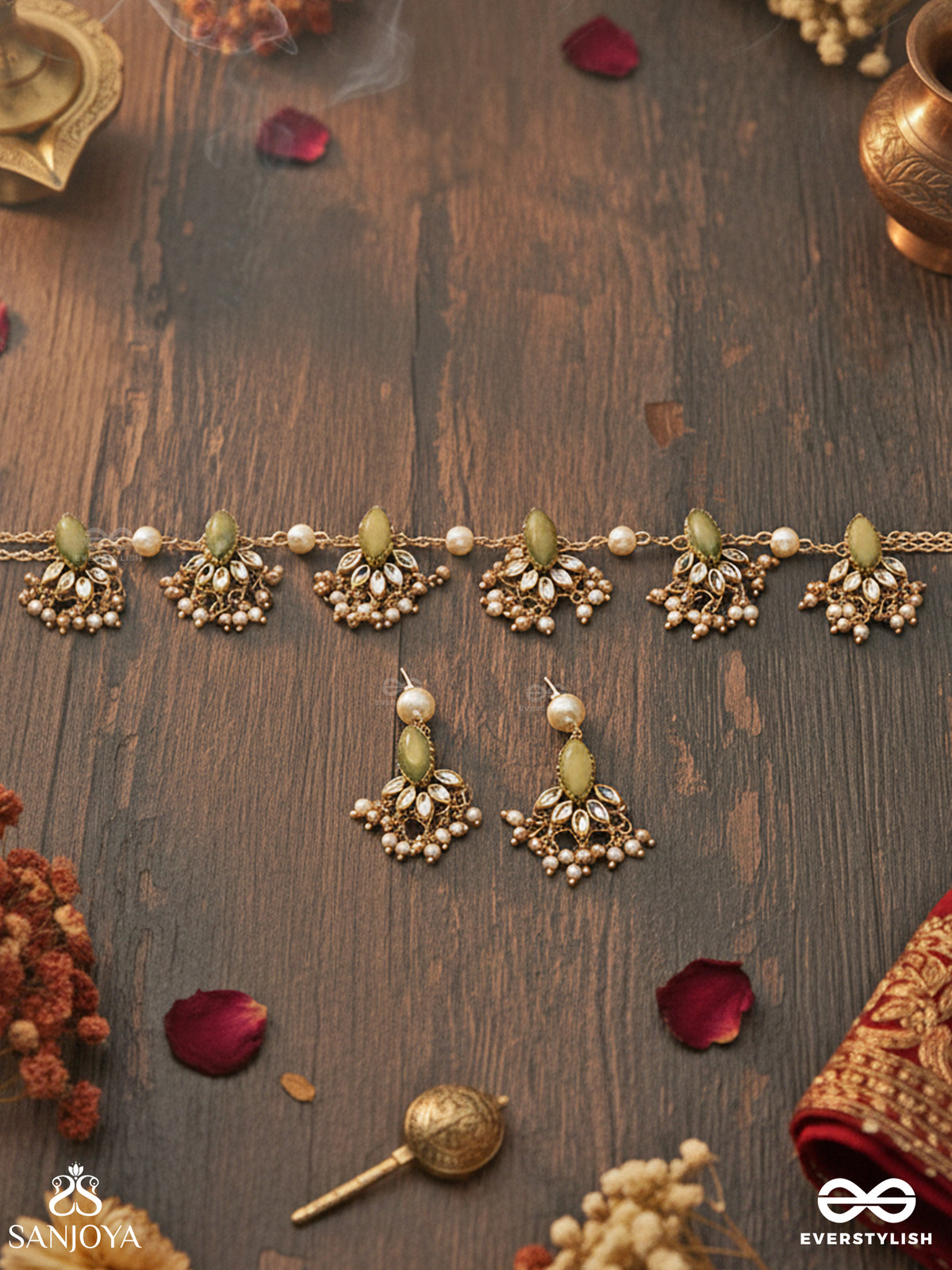 Kshamini - Graceful Lady - Delicate Kundan Set With Neckpiece And Earrings